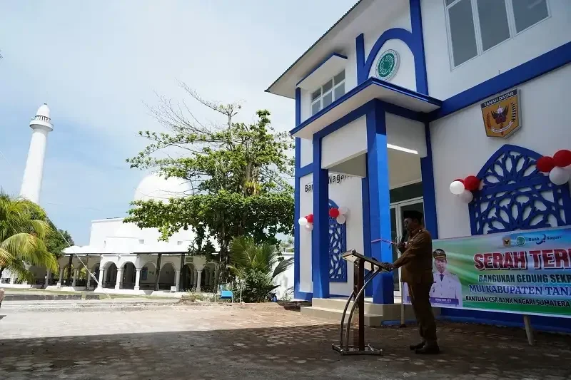 gedung-mui-tanah-datar-diresmikan