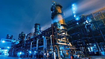 harga-minyak-naik-tipis-dipicu-stok-bbm-as-menyusut