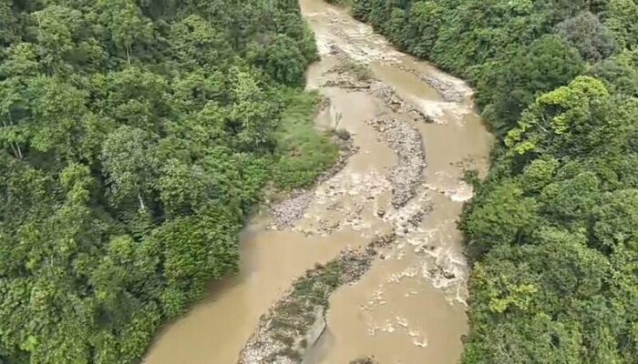 Pencarian Korban Hanyut Sungai Batang Pasaman Dihentikan