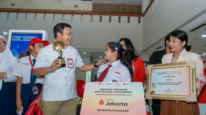 tabungan-pelajar-tembus-rp-1,7-t,-bank-jakarta-raih-penghargaan-kejar-award-2025
