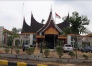 APBDP tak Kunjung Disahkan, DPRD Dharmasraya Tetap Minta Rapat di Luar Daerah