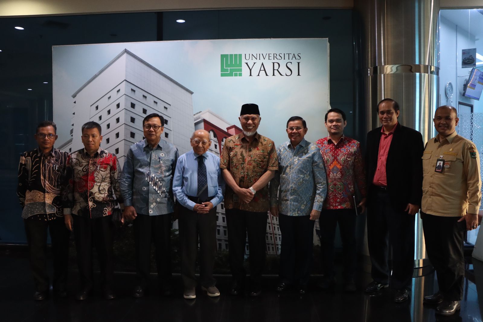 gubernur-mahyeldi:-pendidikan-sumbar-harus-mencetak-generasi-berdaya-saing-global