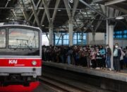 KAI Commuter Siapkan Rekayasa Jika Demo Buruh Geruduk Jalur KRL Besok