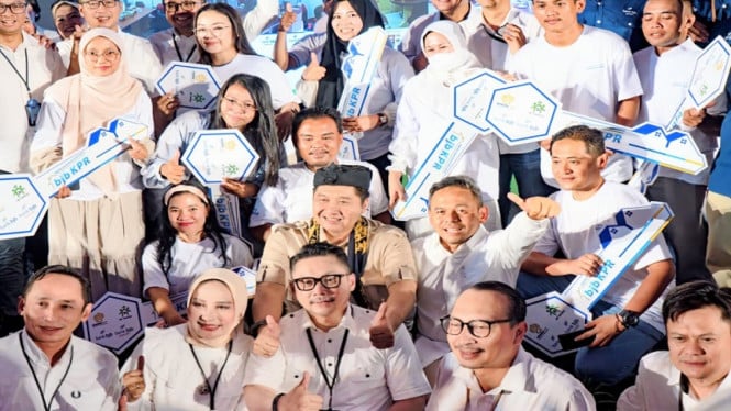 serahkan-1.080-rumah-flpp,-bank-bjb-perluas-akses-hunian-terjangkau