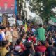 ribuan-massa-unjuk-rasa-super-damai-di-dprd-sumbar
