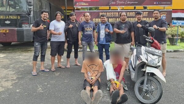tim-klewang-ringkus-dua-pencuri-mobil-pikap-di-padang,-barang-curian-dijual-ke-luar-daerah