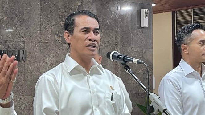 mentan-bantah-kosongnya-beras-premium-di-ritel-akibat-kelangkaan,-ini-penyebabnya