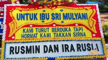 sri-mulyani-panen-dukungan-karangan-bunga-usai-rumah-dijarah