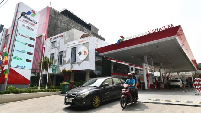 pertamina-patra-niaga-tinjau-layanan-spbu-mt-haryono,-wujud-apresiasi-di-hari-pelanggan-nasional