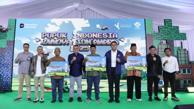 pupuk-indonesia-salurkan-2.574-paket-beras-sphp-untuk-masyarakat