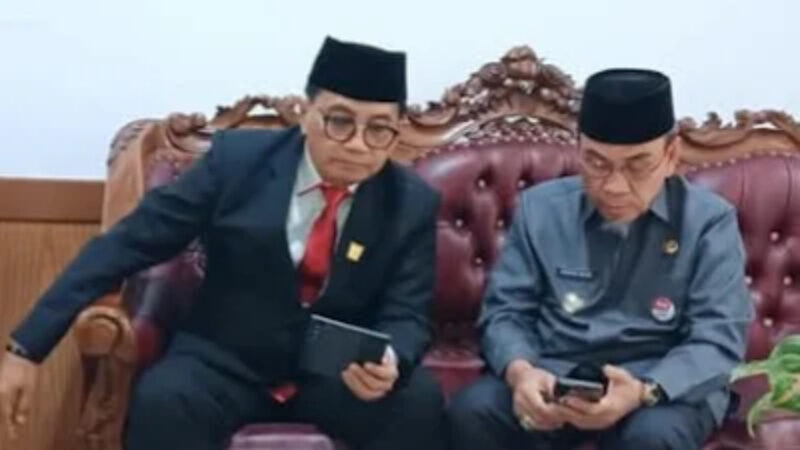 wakil-ketua-dprd-padang-mastilizal-aye-desak-transparansi-tiket-dan-parkir-di-pantai-air-manis