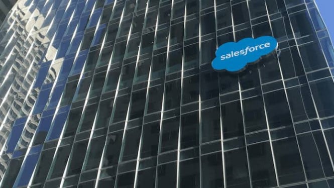 salesforce-phk-4.000-karyawan,-marc-benioff-akui-ai-lebih-efisien