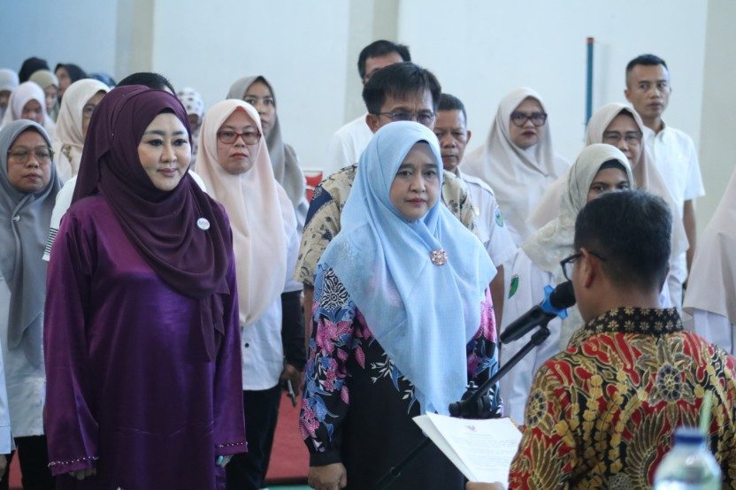 wabup-risnaldi-ibrahim-kukuhkan-tim-pembina-posyandu-kabupaten-pesisir-selatan