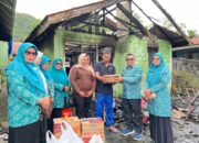 TP-PKK Salurkan Bantuan, Ringankan Korban Kebakaran Padang Panjang