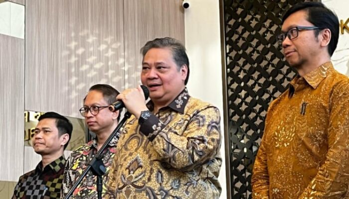 Pemerintah Siapkan Stimulus 8+4 Bagi Fresh Graduate Magang hingga Ojol