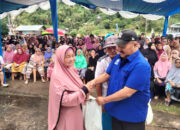 PAN Bagikan Ribuan Sembako, Warga Padang Selatan Antusias Menyambut