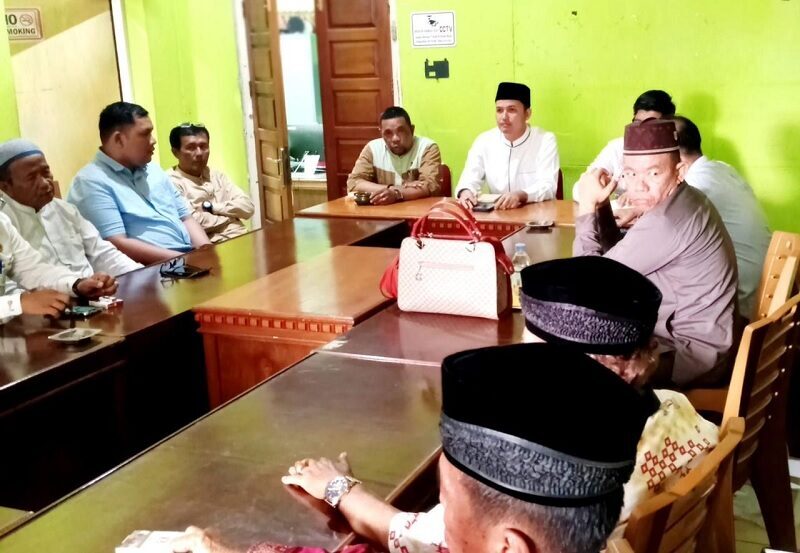 wabup-rahmat-temui-warga-bahas-soal-tuntutan-terkait-tarok-city
