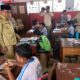 disaksikan-wawako-maigus-nasir,-senangnya-siswa-sdn-15-anduring-dapat-mbg