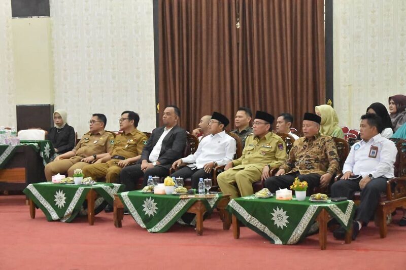 kunjungi-umsb,-wamen-dikdasmen-dorong-mahasiswa-jadi-pemimpin-masa-depan