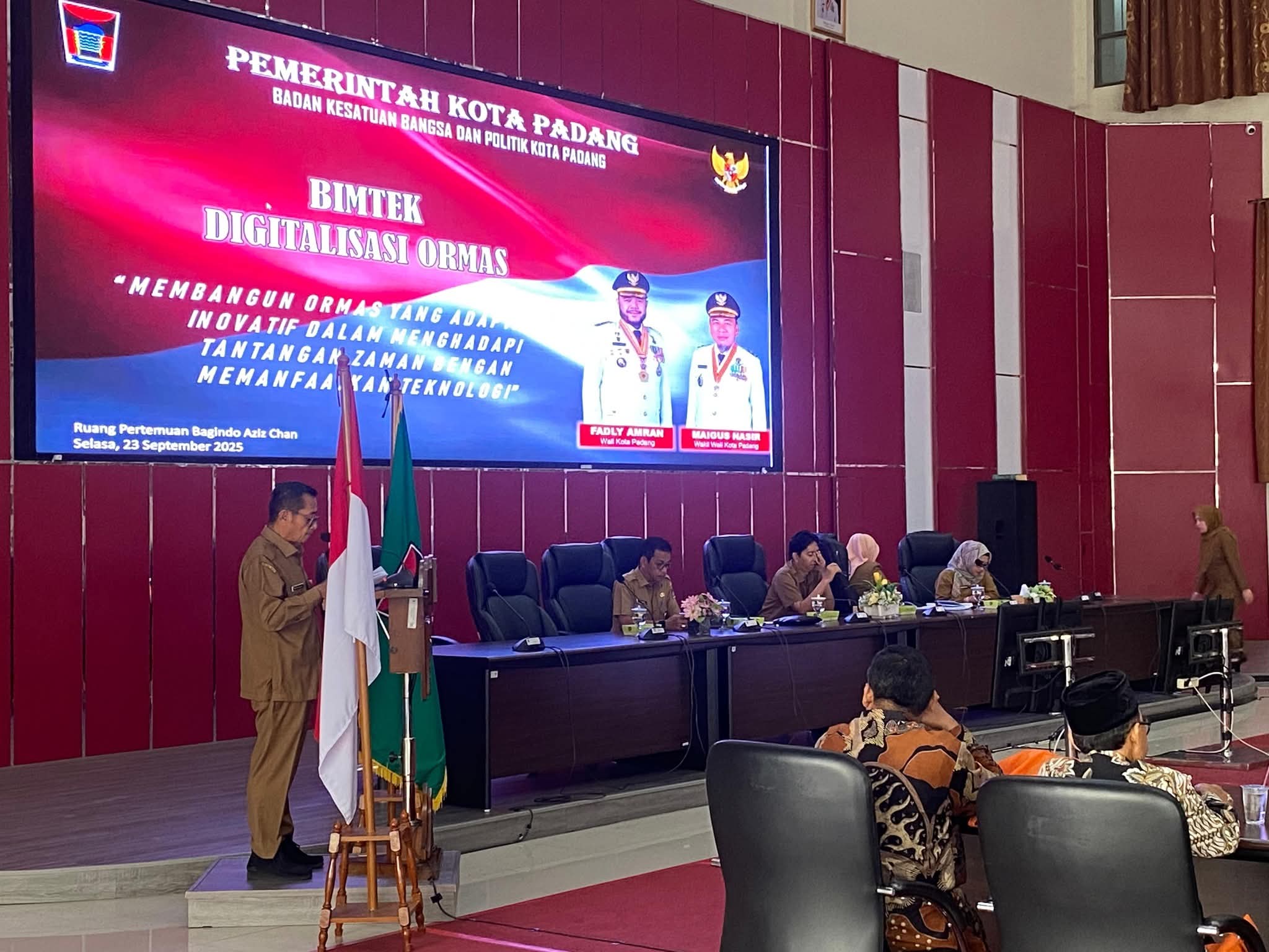 pemko-padang-dorong-ormas-gunakan-digitalisasi-untuk-pelaporan