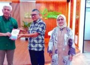 Guru Besar Unand Lahirkan Karya, Bedah Strategi Pembangunan