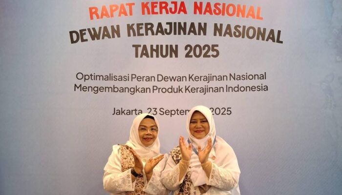 Dekranas Dorong Dekranasda Aktif Bina Perajin Lokal