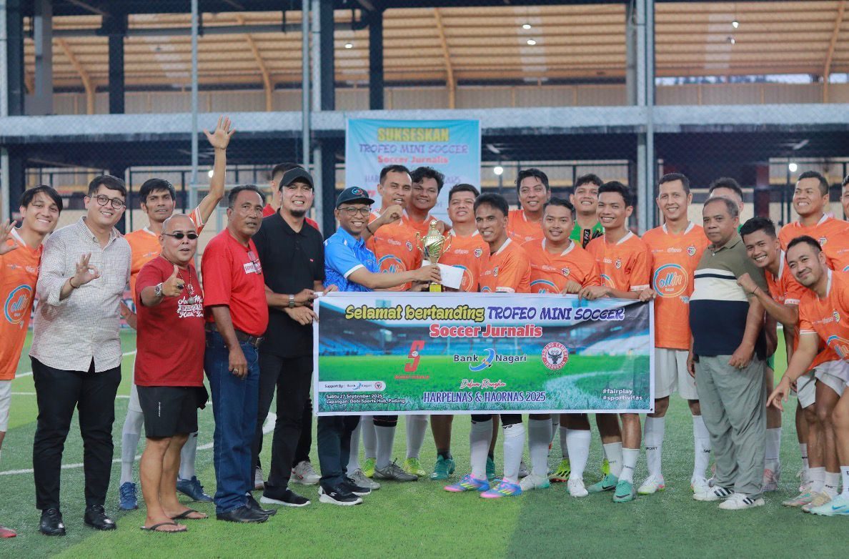bank-nagari-raih-juara-satu-trofeo-soccer-jurnalis
