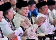 Prabowo Geram: BUMN Rugi Bagi Bonus, KPK Buru!