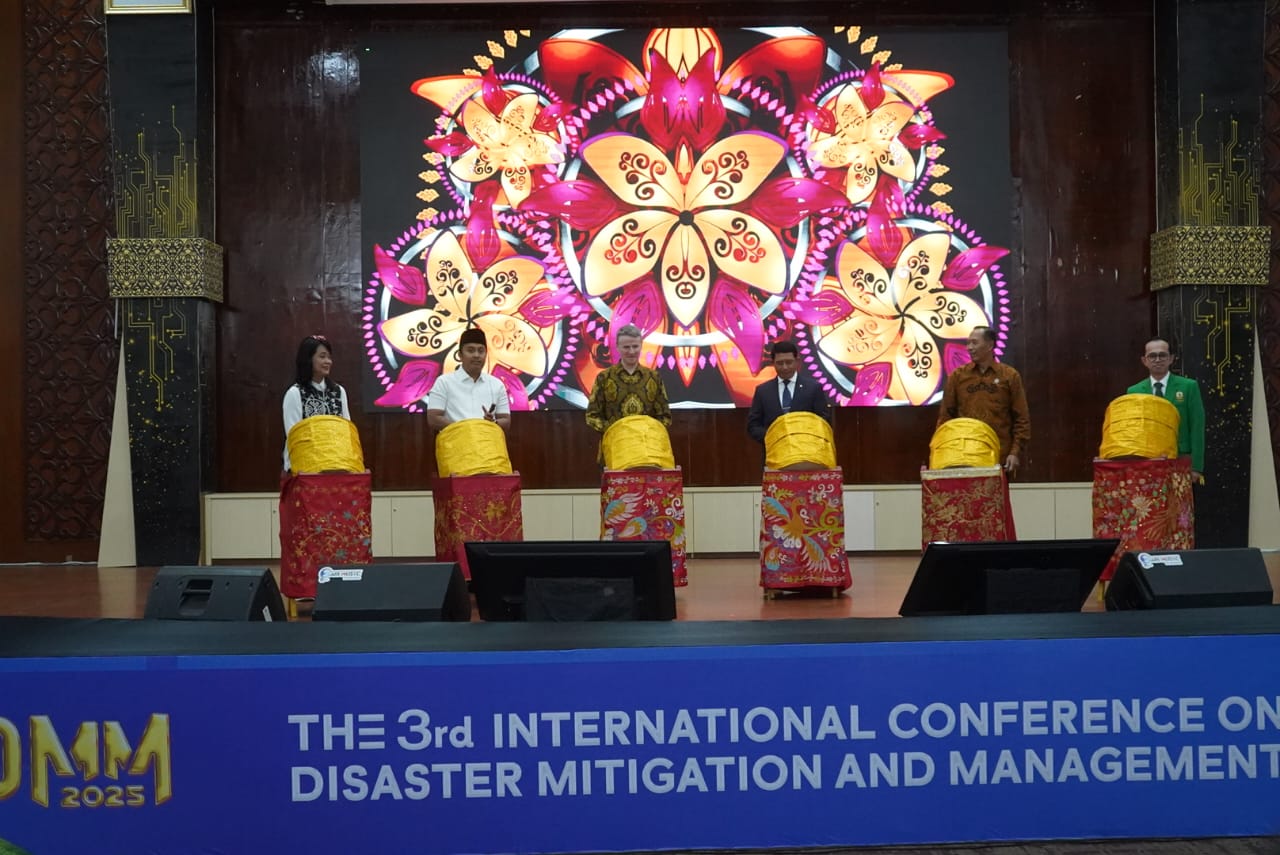 konferensi-internasional-mitigasi-dan-manajemen-bencana,-wagub-vasko:-semoga-berdampak-bagi-sumbar