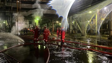 kebakaran-kilang-minyak-pertamina-dumai-berhasil-dipadamkan