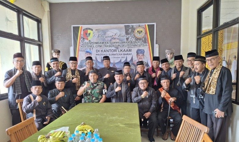 datang-tampak-muko,-komandan-pomdam-xx/tuanku-imam-bonjol-silaturahmi-dengan-ketua-lkaam-sumbar