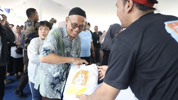 bank-mandiri-rayakan-hut-ke-27-dengan-pasar-murah-di-nawasena
