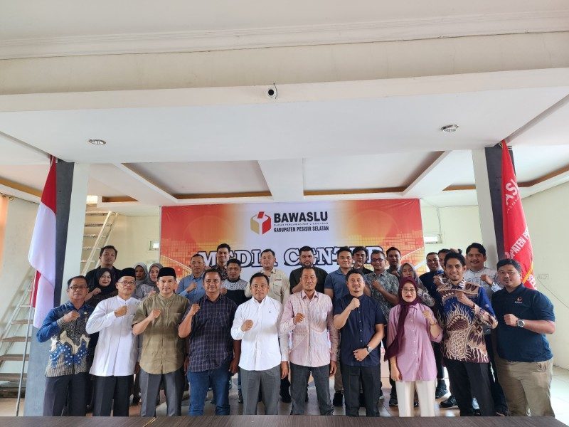 m.-khadafi-ingatkan-bawaslu-pessel-fokus-tingkatkan-publikasi-dan-pengawasan-pdpb