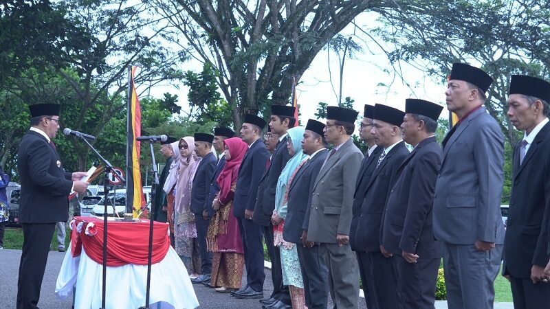 ramlan-nurmatias-mutasi-20-pejabat-bukittinggi