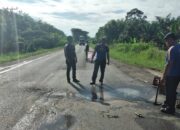 Dishub Tambal Jalan Lintas Sumatera, Minimalisir Kecelakaan