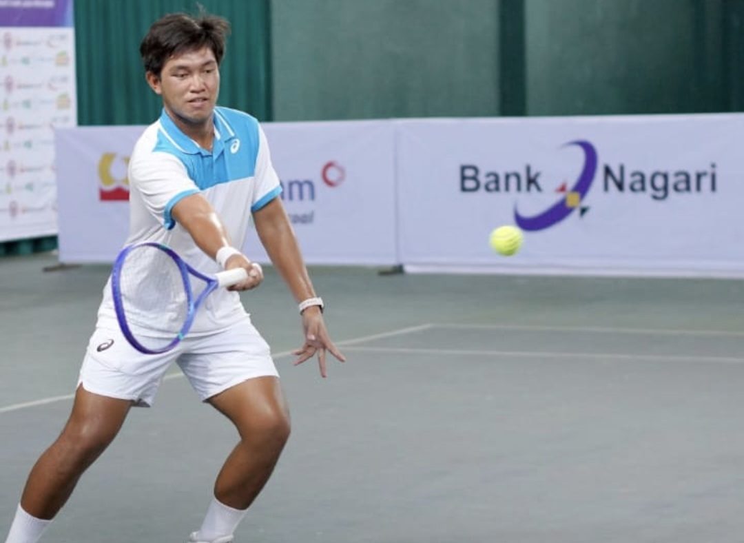 lucky-chandra-finalis-tunggal-dan-ganda-piala-kapolda-sumbar-2025