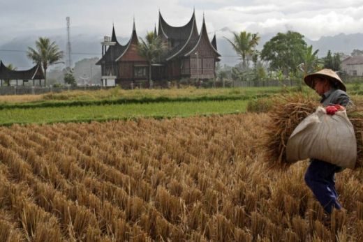 pe-sumbar-terendah-di-sumatera,-ricky-donals-dt.-paduko-marajo-ajak-perantau-dan-warga-sumbar-bangkit
