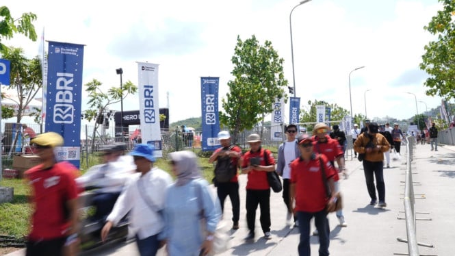 perkuat-sport-tourism-dan-ekonomi-lokal,-bri-dukung-indonesia-mendunia-melalui-motogp-mandalika-2025