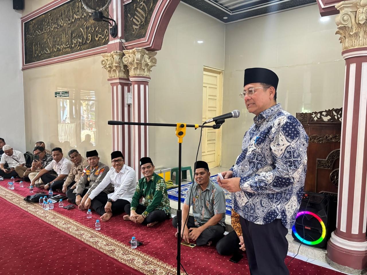 irman-gusman-dan-bupati-mentawai-tekankan-semangat-kebersamaan-dan-toleransi-di-kepulauan-mentawai