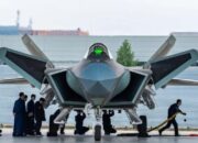 Menkeu Verifikasi Ulang Anggaran Jet Tempur J-10 China