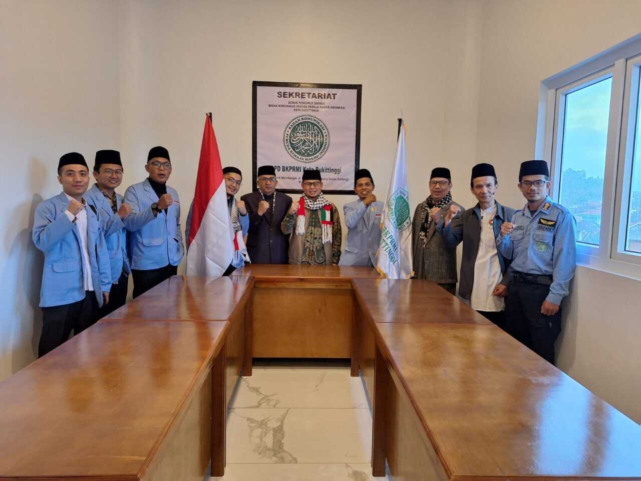 dpd-bkprmi-bukittinggi-luncurkan-gerakan-subuh-gemilang
