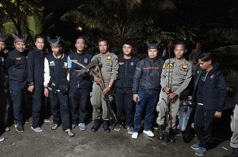 tim-gabungan-bubarkan-tawuran-di-pauh,-sejumlah-senjata-tajam-disita