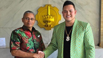 ‘the-bitcoin-man’-gandeng-its-surabaya-dorong-pembelajaran-berbasis-ai