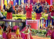 Sendratasik UNP Semarakkan Dies Natalis, Penonton Terpukau