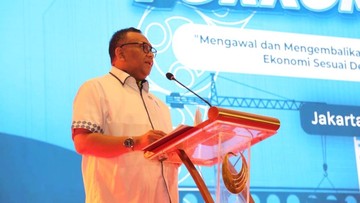 wamenaker-dorong-bumn-jadi-roda-penggerak-wujudkan-ekonomi-berkeadilan