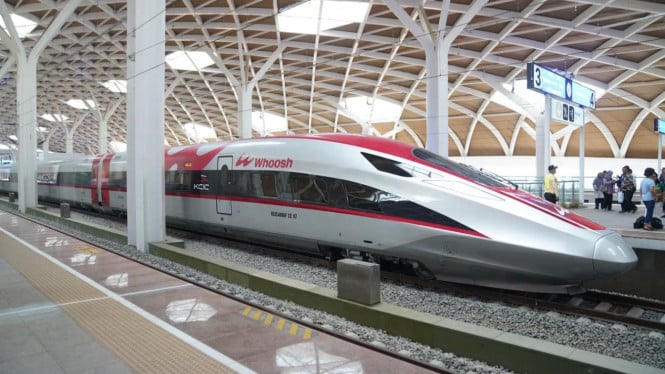 agus-pambagio-buka-suara-soal-restrukturisasi-utang-whoosh-dari-40-jadi-60-tahun