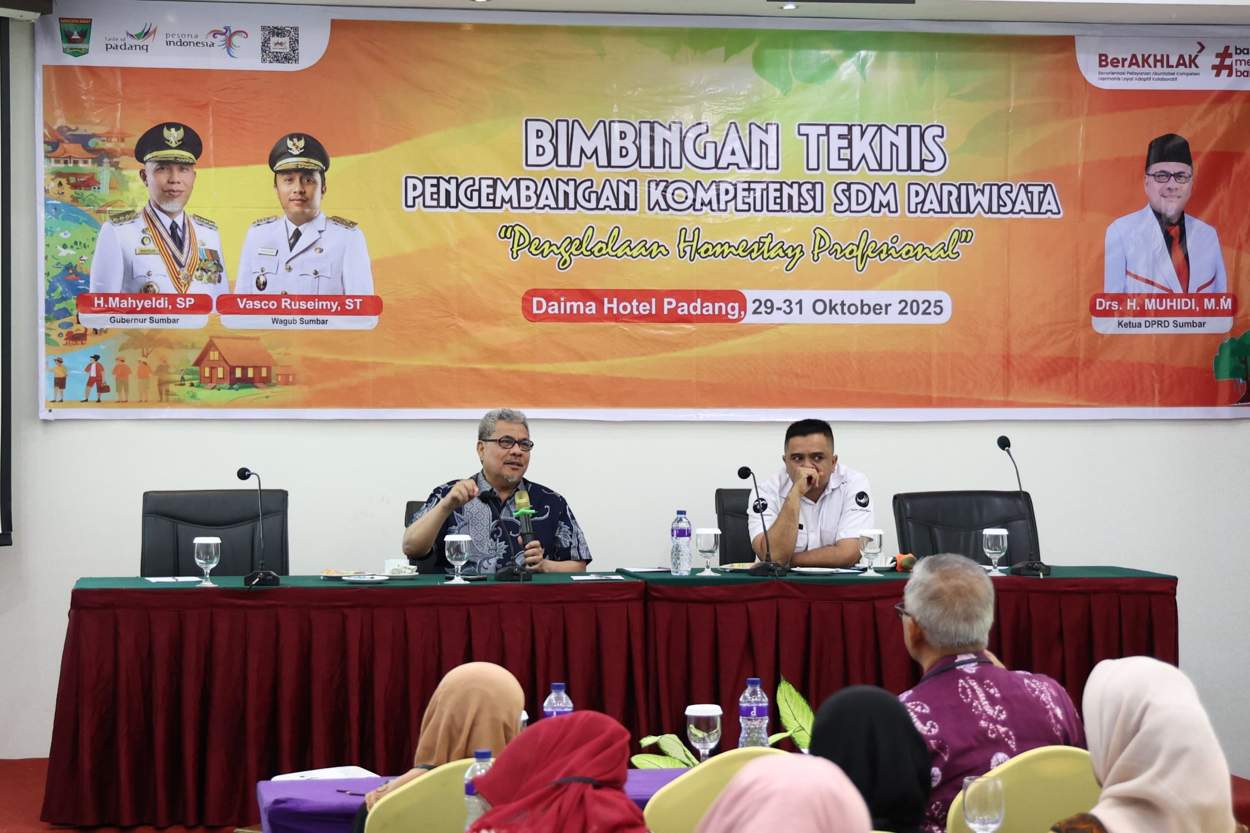 bimtek-pengembangan-kompetensi-pariwisata,-muhidi:-untuk-penguatan-sdm-pelaku-usaha-homestay