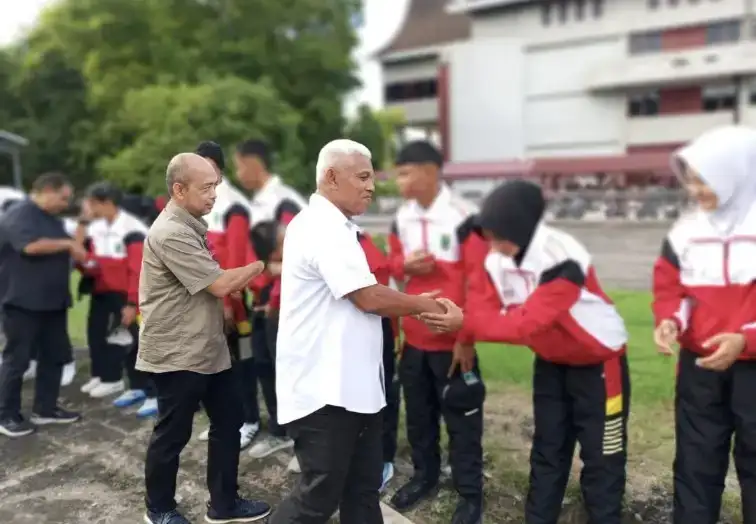 lepas-9-petinju-muda-bertarung-di-popnas-xvii/2025,-pertina-sumbar-harap-sumbangkan-medali