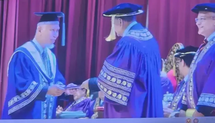 Mahyeldi Raih Magister Manajemen, Selesaikan Studi di Malaysia