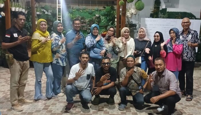 IKASEMPAT Meriahkan HUT dengan Lomba dan Bakti Sosial